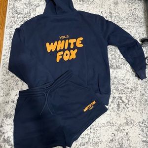 White Fox Boutique Offstage Lounge Set